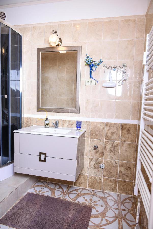 Rose Apartment Marianske Lazne Luaran gambar